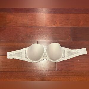 Brand new white strapless bra from Femina